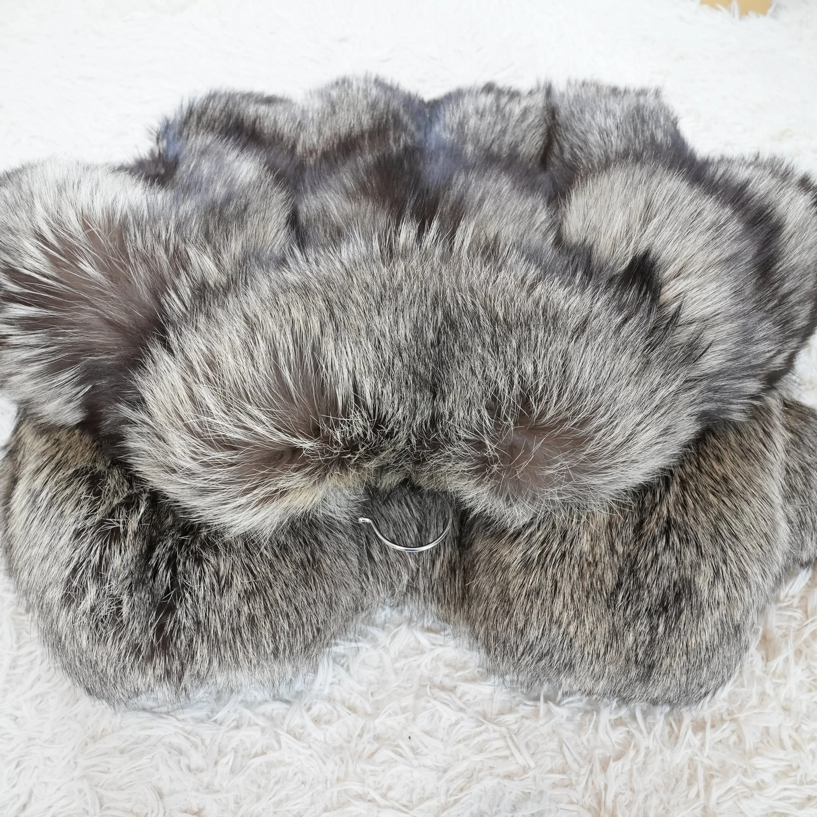 SAGA ROYAL FOX Silver Fox Coat – Genuine Vintage Fur From Japan