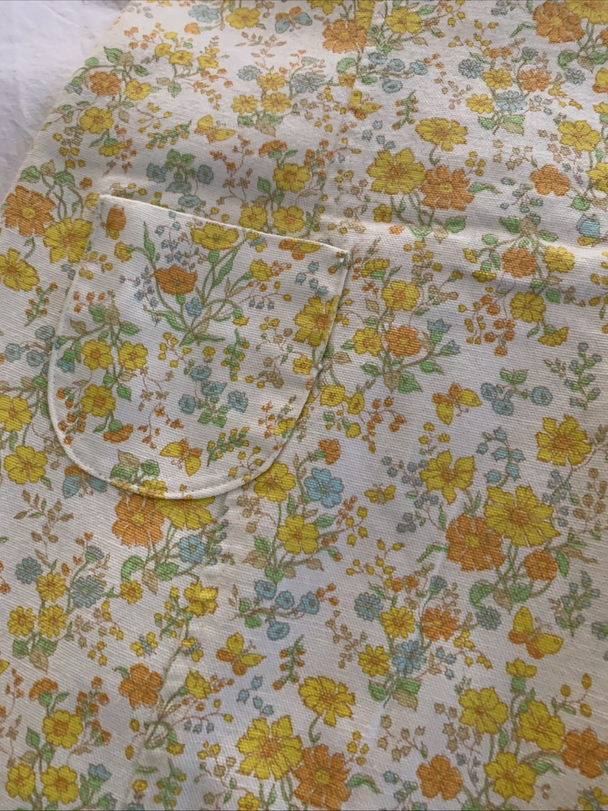 Cos Cob 1960s Vintage Peter Pan Collar Sleeveless Dress Yellow Floral Print