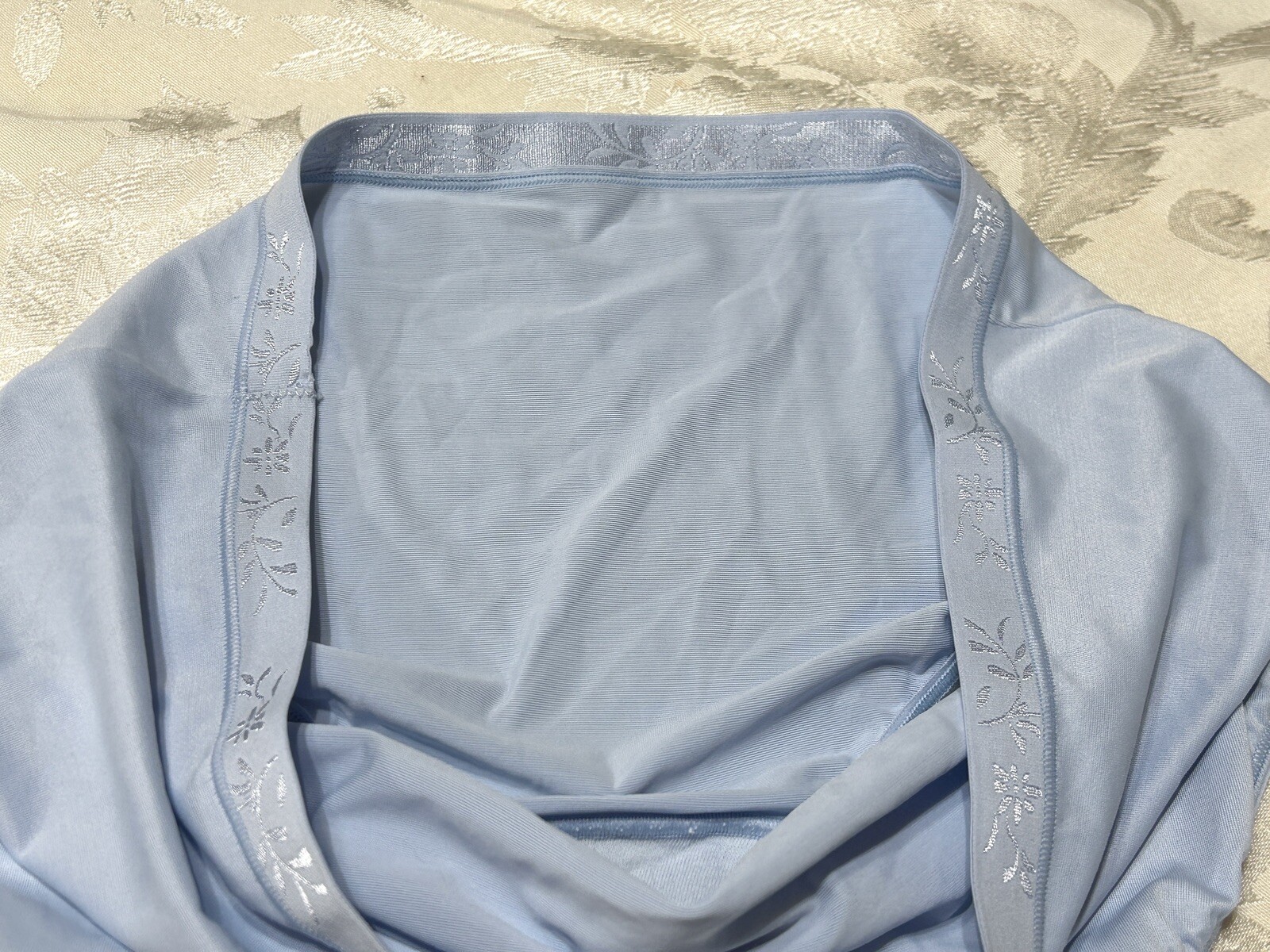 Vtg VANITY FAIR 13196 Body Fresh Ultra Soft Stretch Light & Luxe 9/2XL Panties