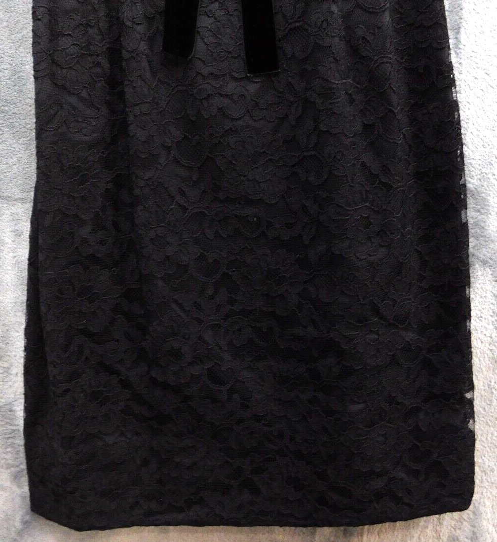 1960’s black Chiffon Dress w Lace Bodice & Chiffon Cape Collar Sm