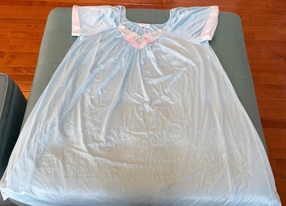 VTG Sears Silky Nylon Nightgown One Size Fits All Carriage court Blue USA Made