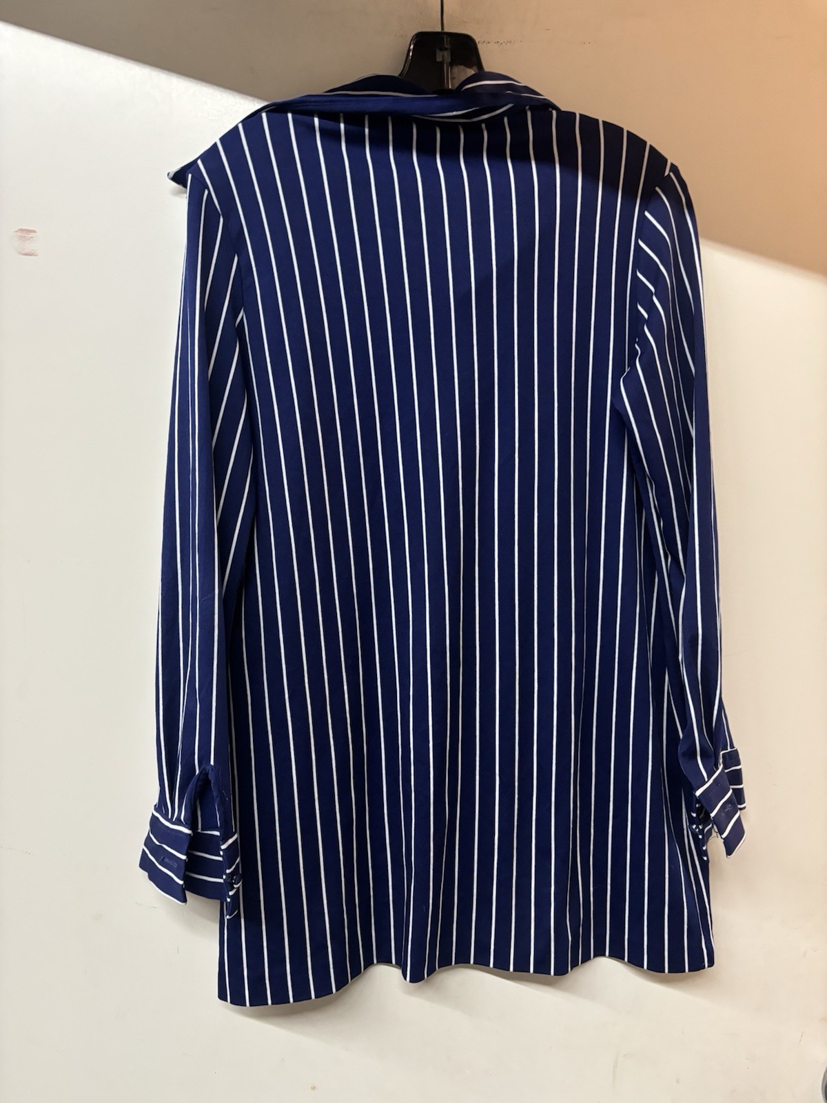 VINTAGE LANVIN BEAUTIFUL WOMEN’S BLUE/WHITE STRIPED LONG SLEEVE SIZE 18