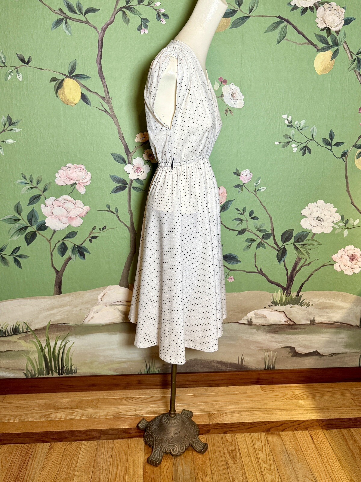 Vintage 1970’s Does 1950’s White Polka Dot Marilyn Monroe Wrap Dress Cap Sleeves