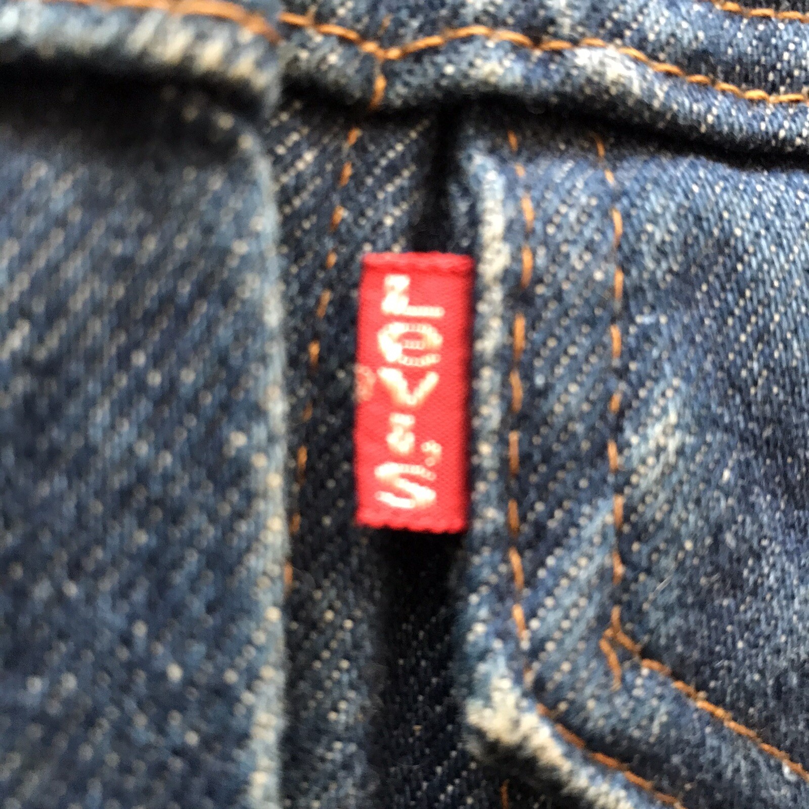 Vintage Levi’s Denim Jean Jacket Dark Wash Size 34 Awesome