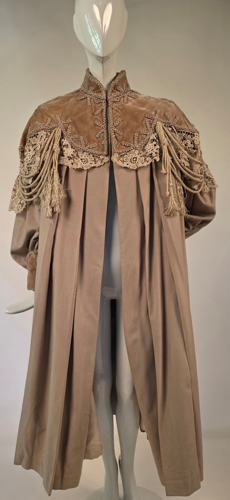 ELOQUENT EDWARDIAN FRENCH COUTURE CASHMERE COAT W DRAPE CORDING + PARIS LABEL