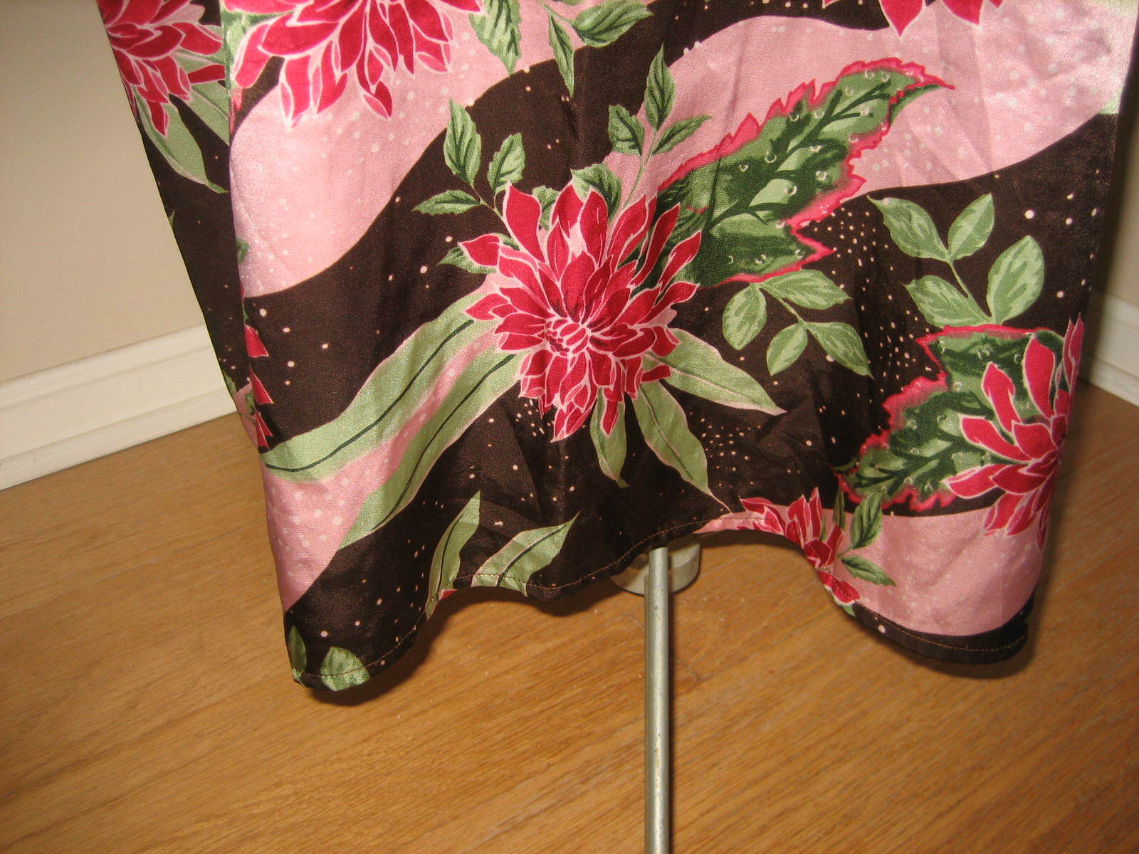 KAYDETTE Pointsettia Polyester Long Strap Night Gown, Brown Embroidery Size 2X