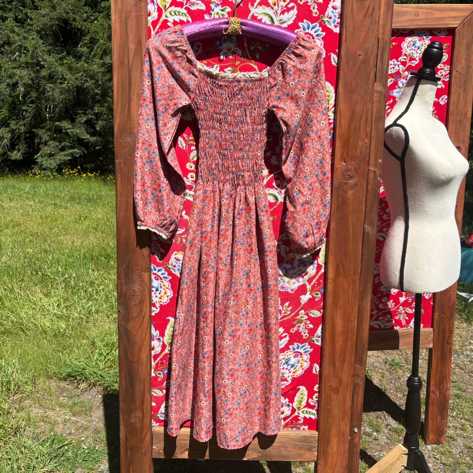 VTG Pink Floral Smock Milkmaid Prairie Lace Trim Peasant Sleeve Dress Size XS