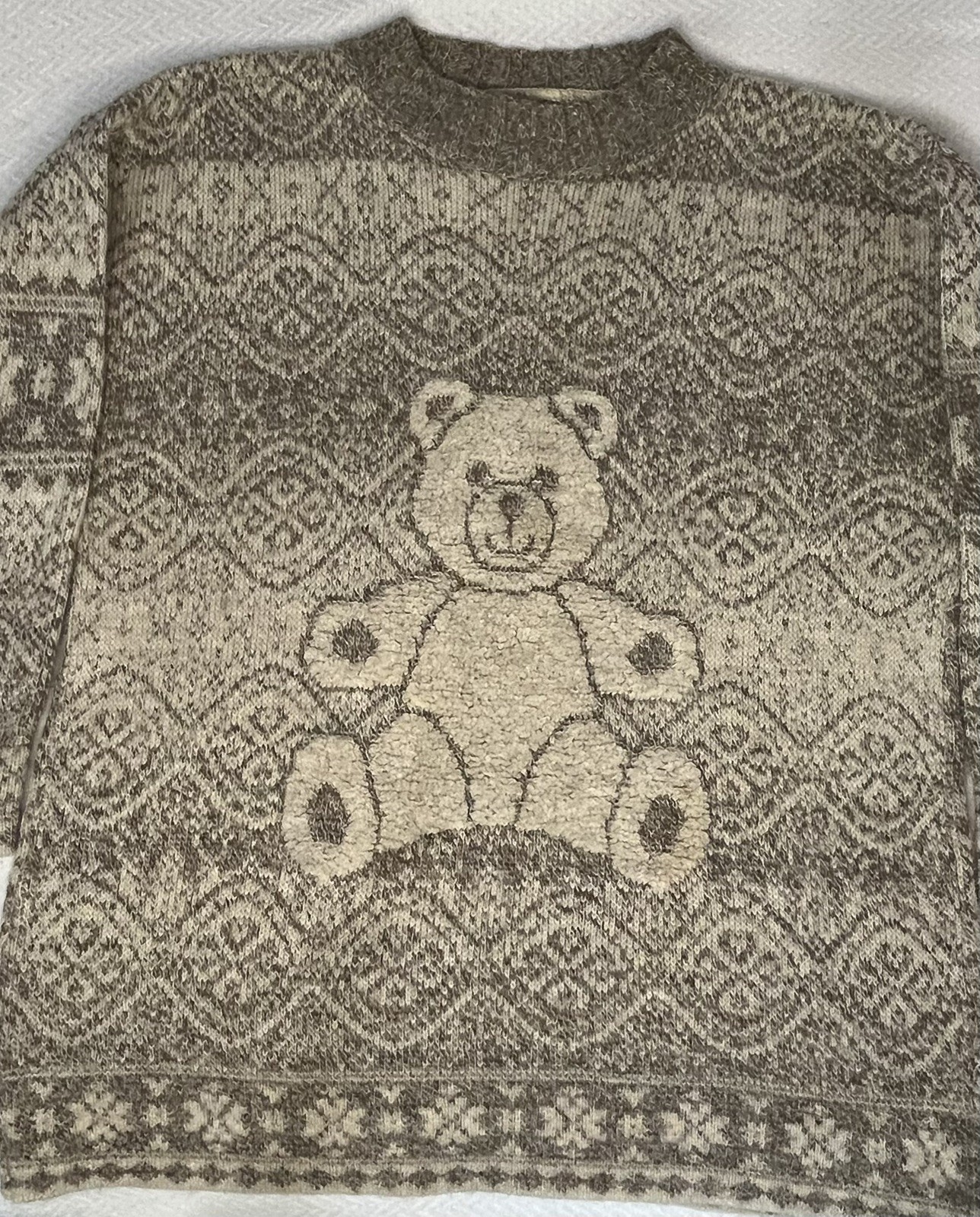 90s Women’s S/M Wool Sweater Beige Tan Teddy Bear Design