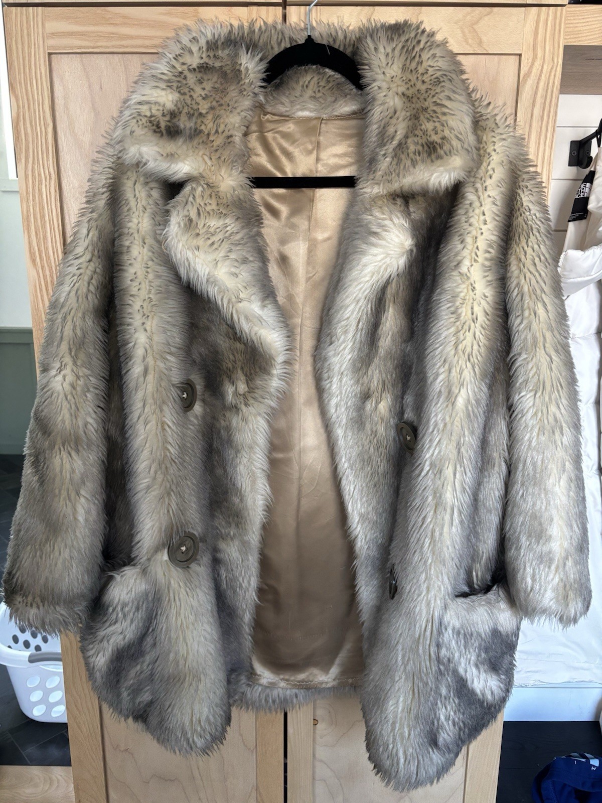Vintage Glenoit Fur Coat Gray Beige Double Breasted Women’s Regular