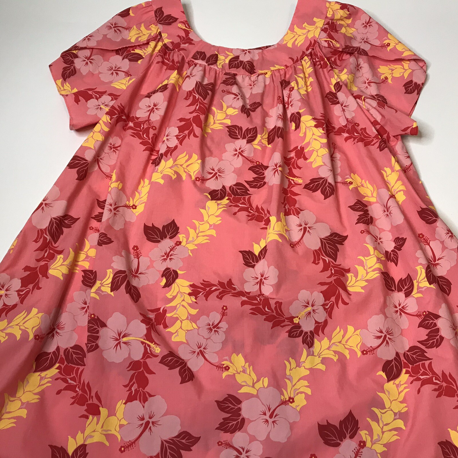 VINTAGE Shannon Marie OSCoral Pink Floral Hawaiian Dress Hibiscus Mumu Aloha 60s