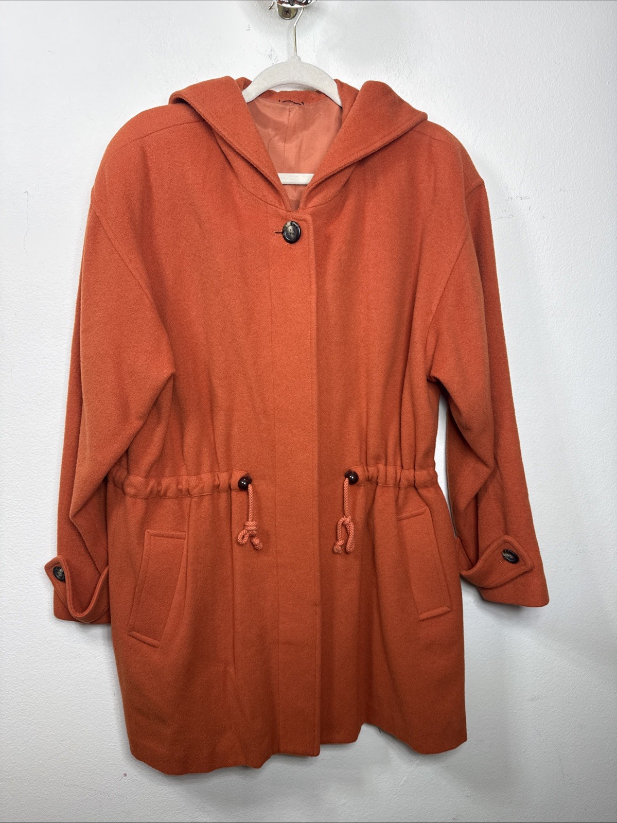 (W3)Vintage 100% wool Women’s long coat with hood and drawstring zipper, Size M