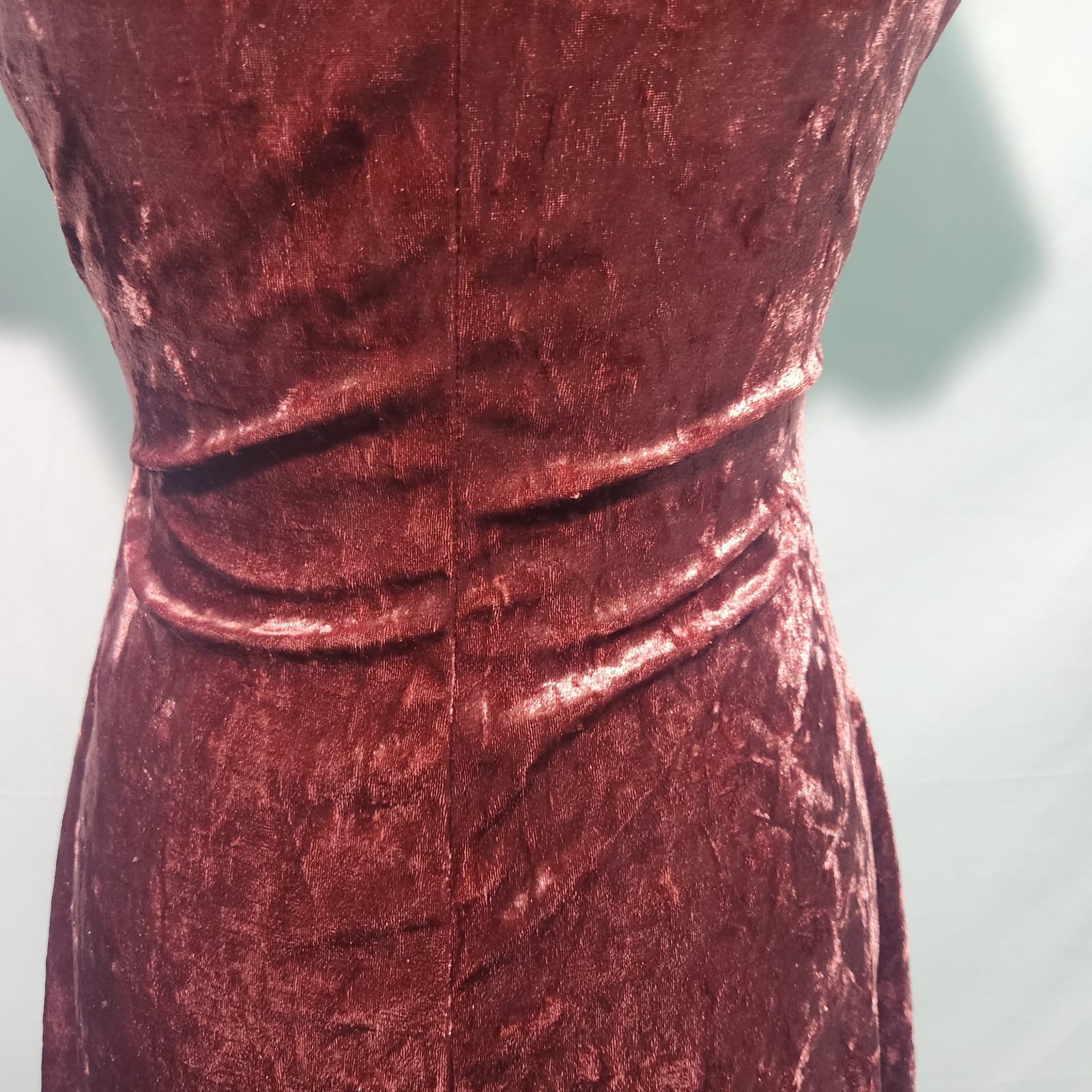Sultry Y2K Charlotte Russe Deep Rose Cranberry Velvet Sweetheart Dress. Medium.