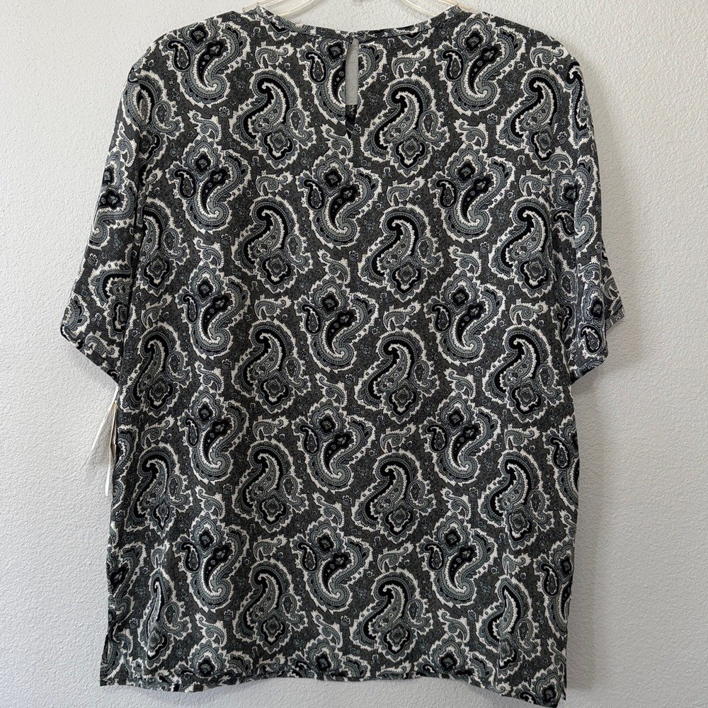 VTG Casual Corner 100% Silk Top Paisley Women’s L Original Tags Still Attached
