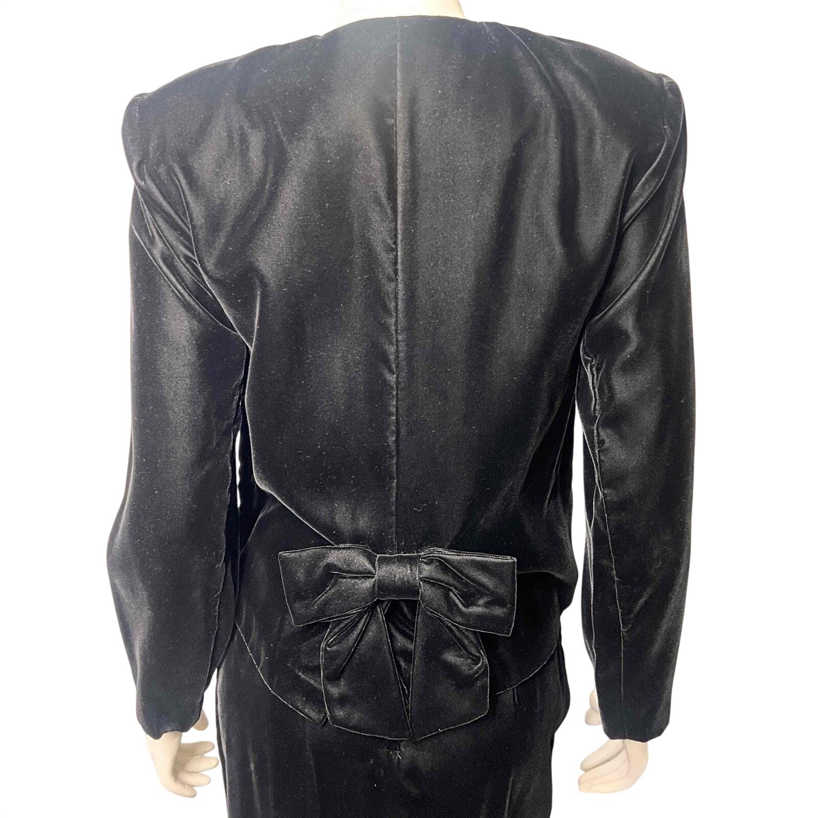 VTG 90s Ms. Interpret New York Black Velvet Rhinestones Bows Suit Jacket Skirt 4