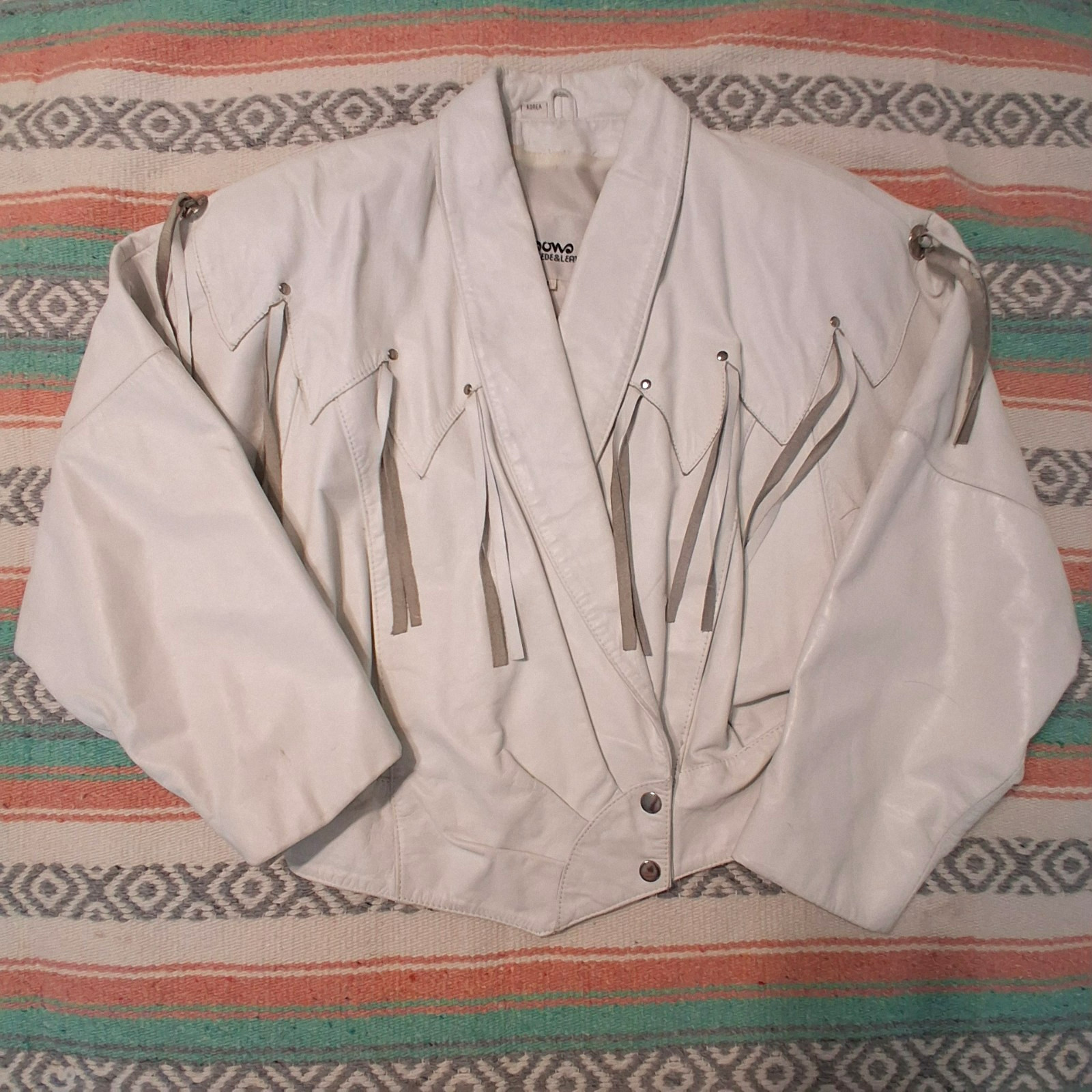 VTG Wilsons 1980s White Leather Jacket Womens S Western Cowgirl Fringe Yoke Crop