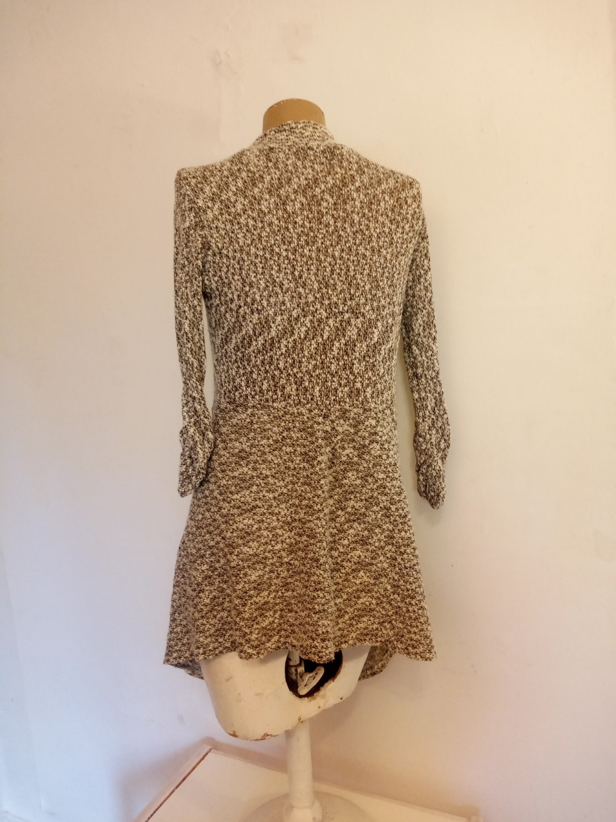 Vintage Living Doll Retro Boho Women’s Gray Sweater Size Small