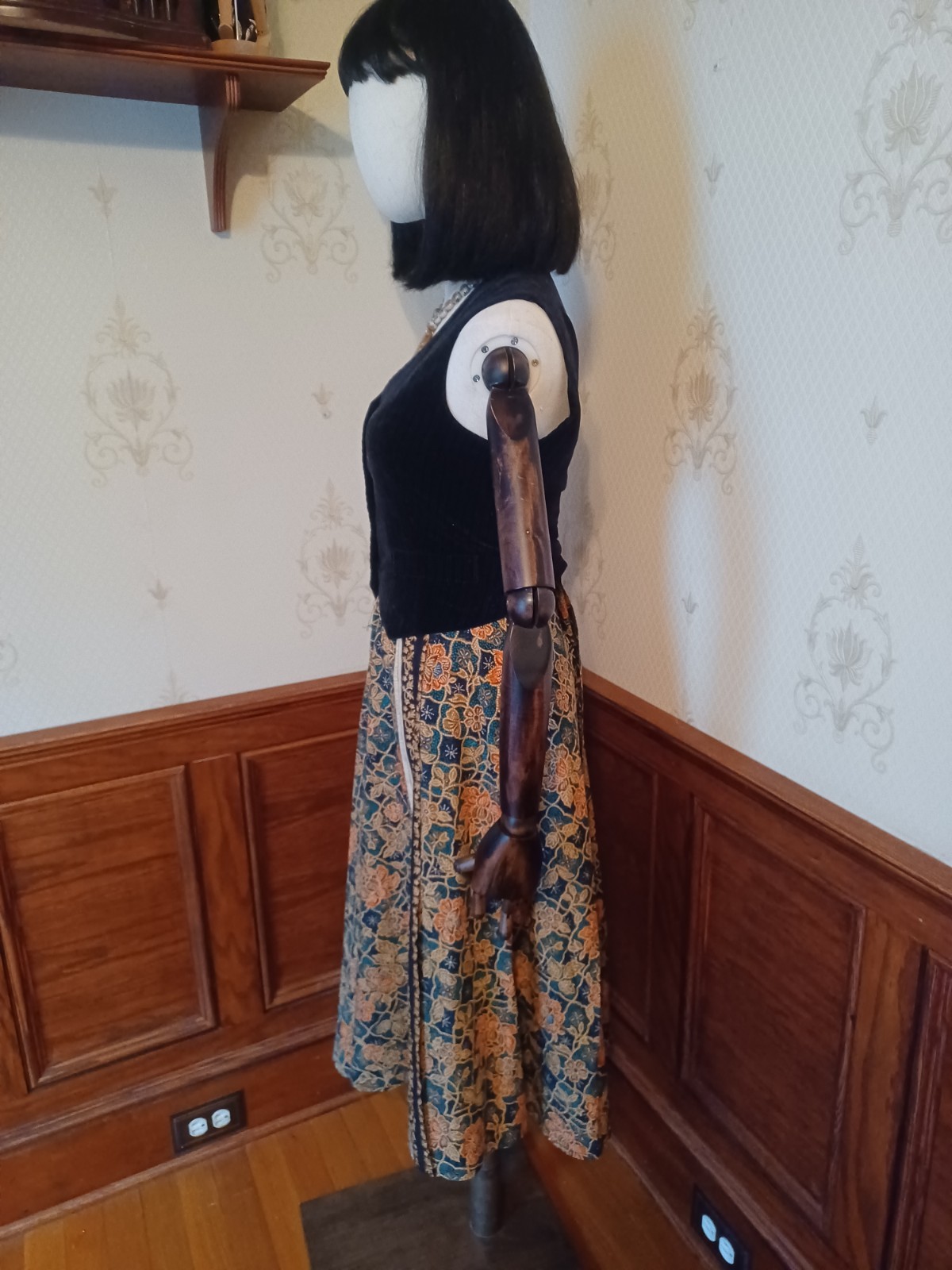 Vintage 1970s 100% Cotton Batik Print Blue and Brown Boho Midi Skirt