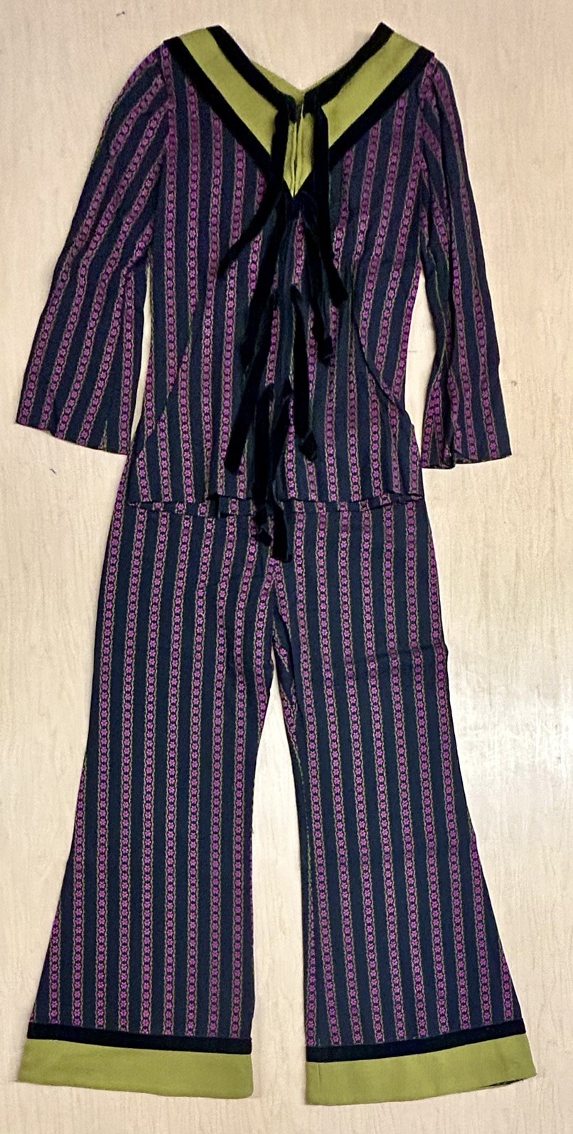 Rare Vintage BABA KEA Honolulu Hawaiian Two Piece Set Shirt & Pants Black Purple
