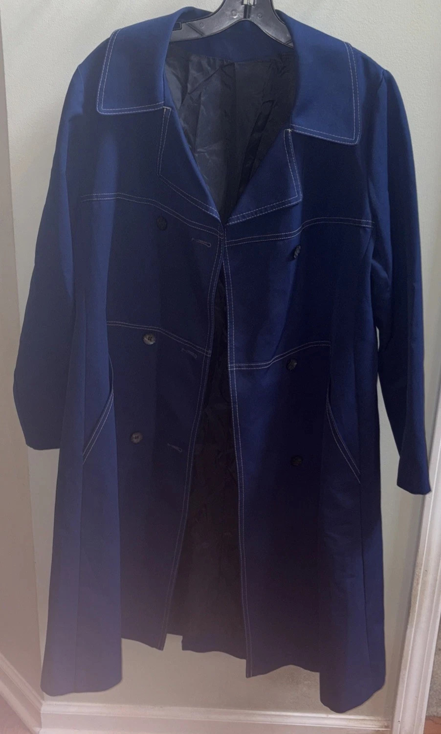 Vintage Outer Banks by Jerold Dark Blue Rain Coat Jacket