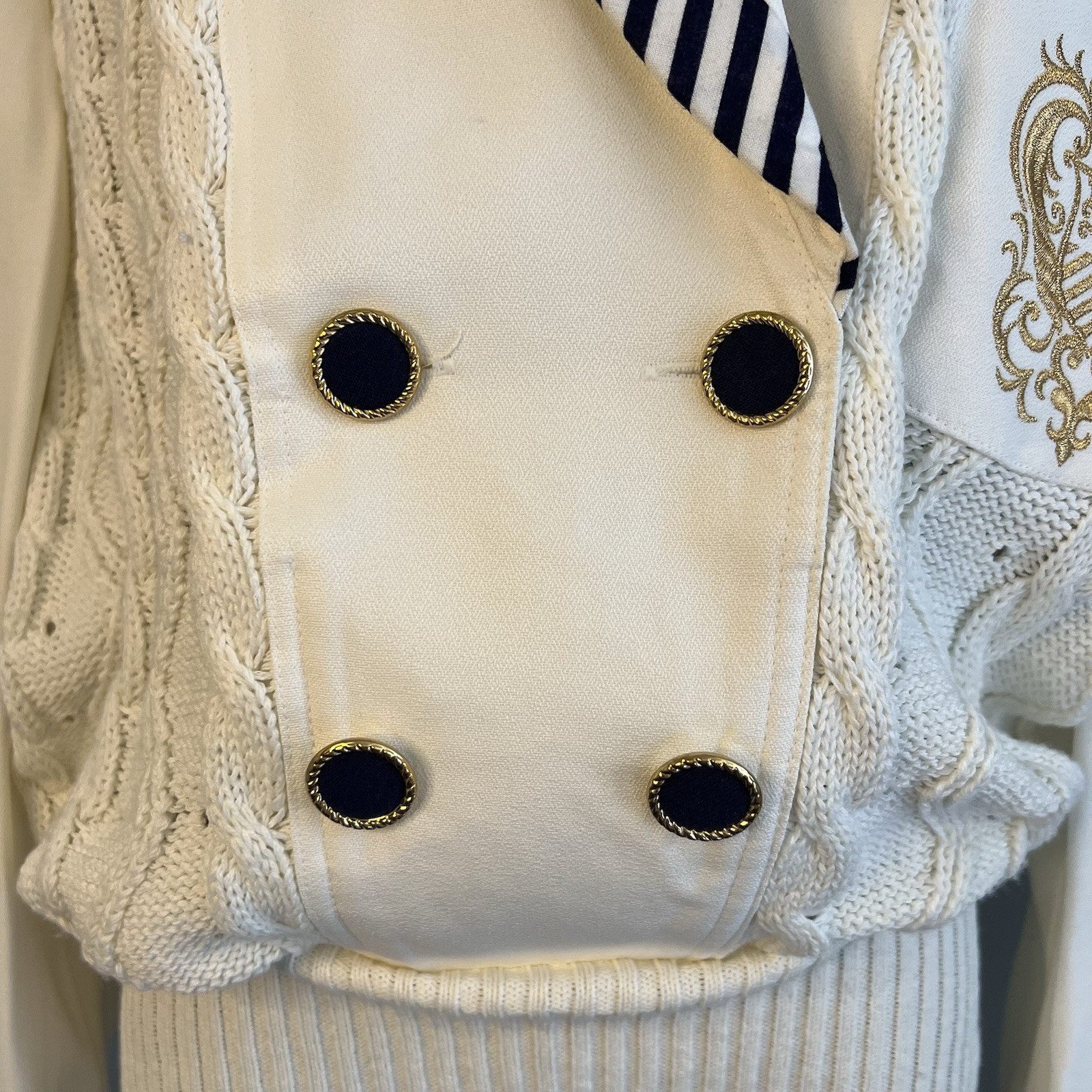 Vintage SideEffects White & Navy Cable Knit Sweater Embroidered Crest L Nautical