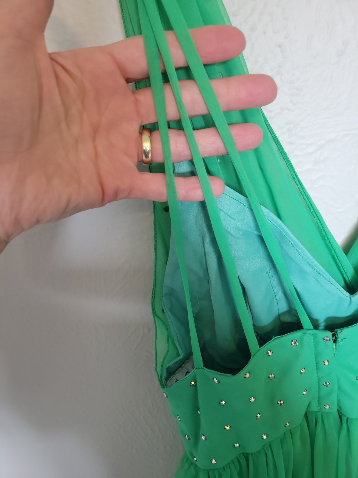 Green Vintage Rhinestone Chiffon Gown Dress Formal Size 0 Mike Benet Formals