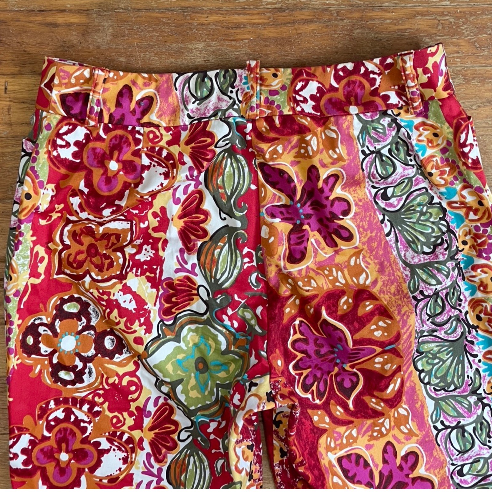 Vintage Floral Print Pants Size Medium 29″ Waist Y2K Colorful Cotton Cropped