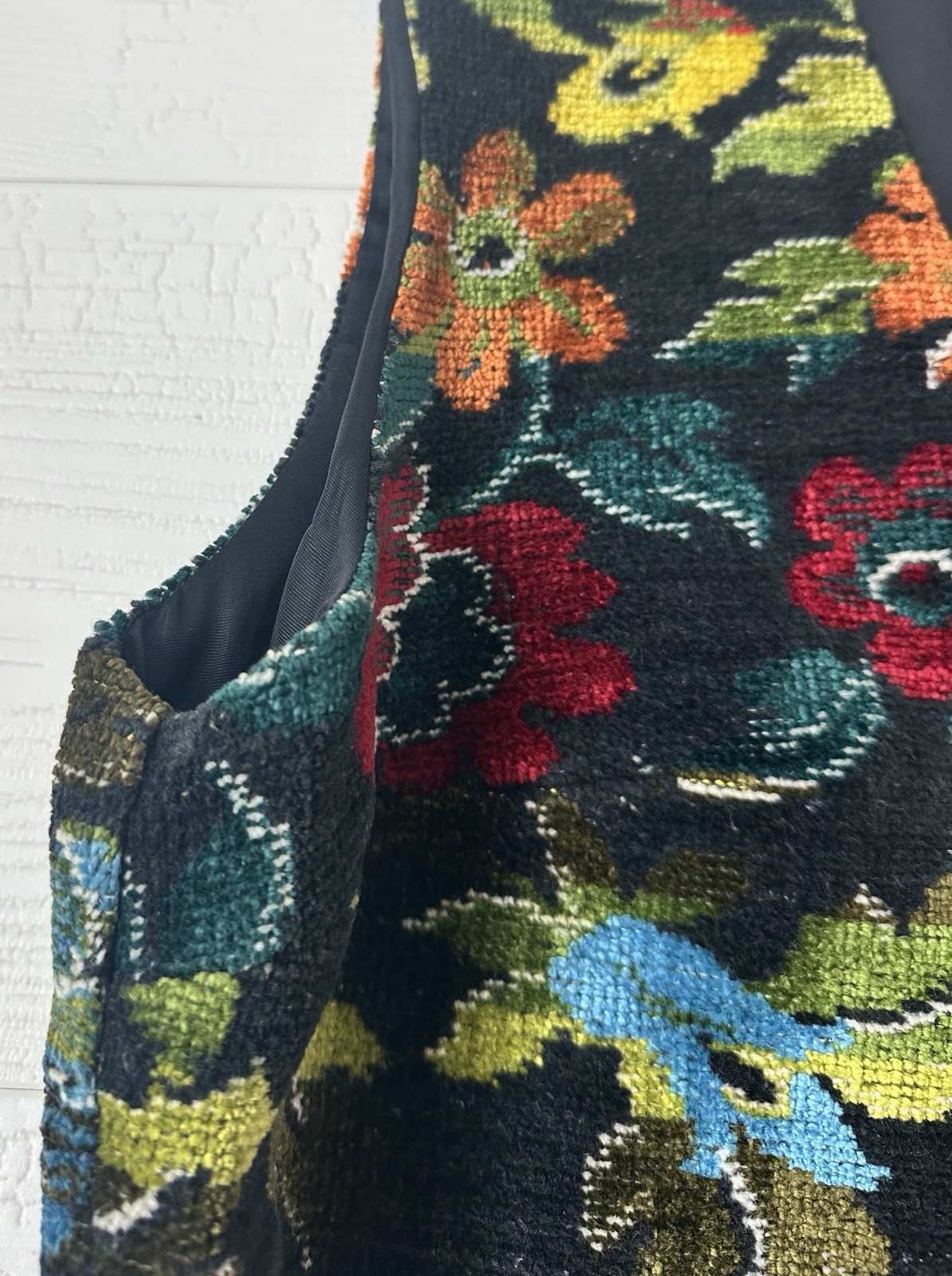 Vtg ALADDIN TAPESTRY VEST Women sz M Black Floral Fully Lined USA Made Mint!
