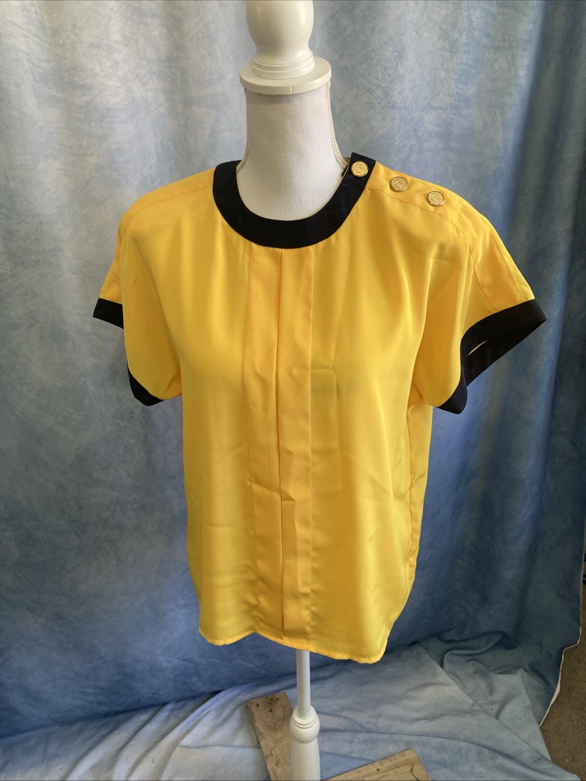 VTG 80s SK & Company Yellow Navy Nautical Sailor Shoulder Button Blouse Size 6