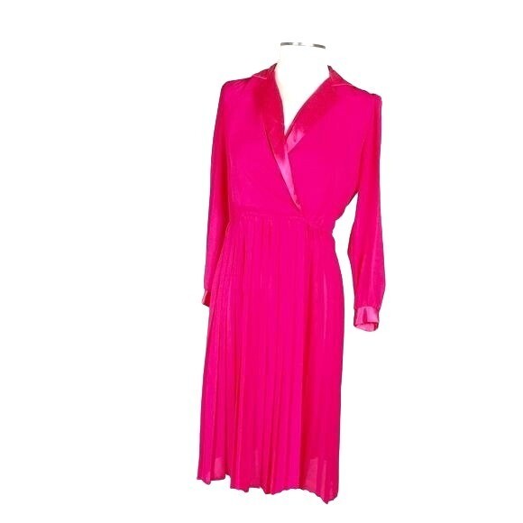 VINTAGE Sexy MAVINETTE Pink pleated Skirt Dress 6 Made in USA
