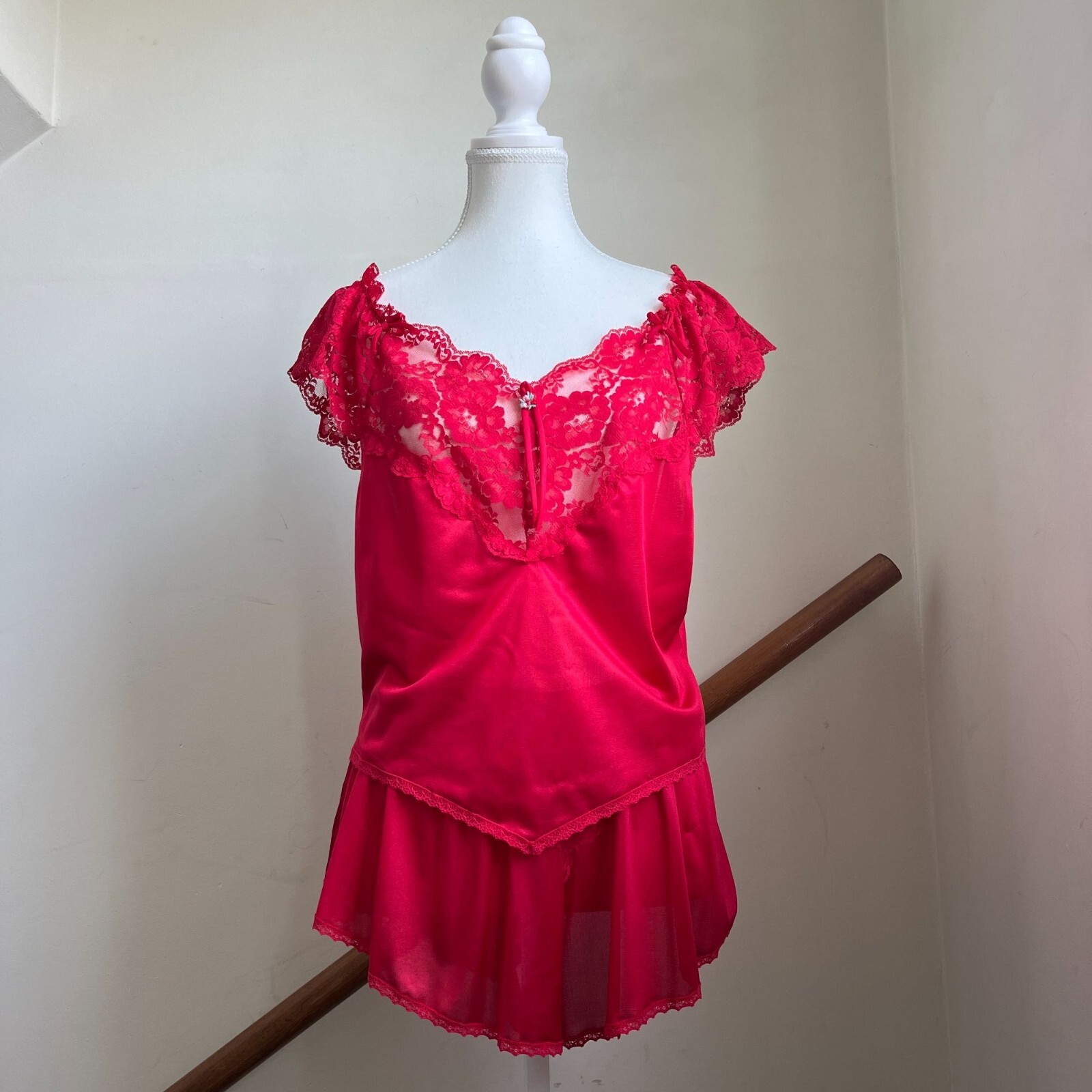 Vintage red satin lace bedroom set shorts top coquette chic 100% nylon medium