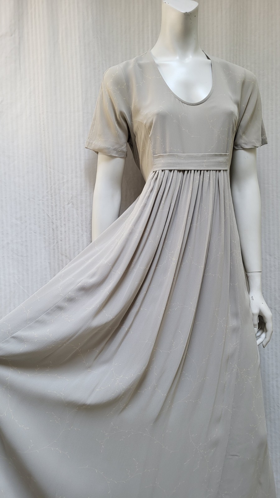 Vintage 90s Banana Republic Soft Gray Vine Print Maxi Dress Tie Back-Size S -EUC