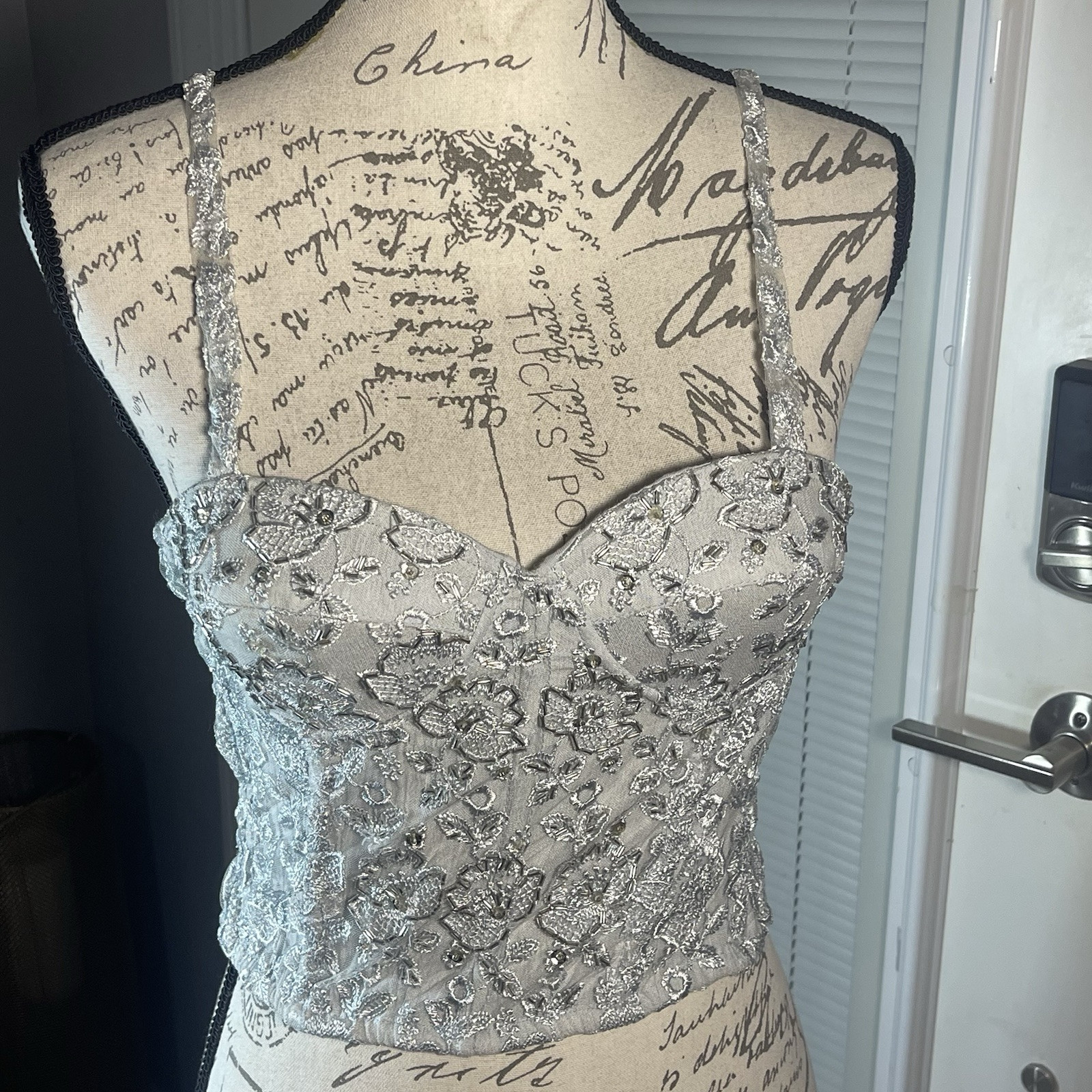 The Icing Vintage 90’s Silver Floral Lace Beaded Bustier Blouse Chic 2 Pc Set