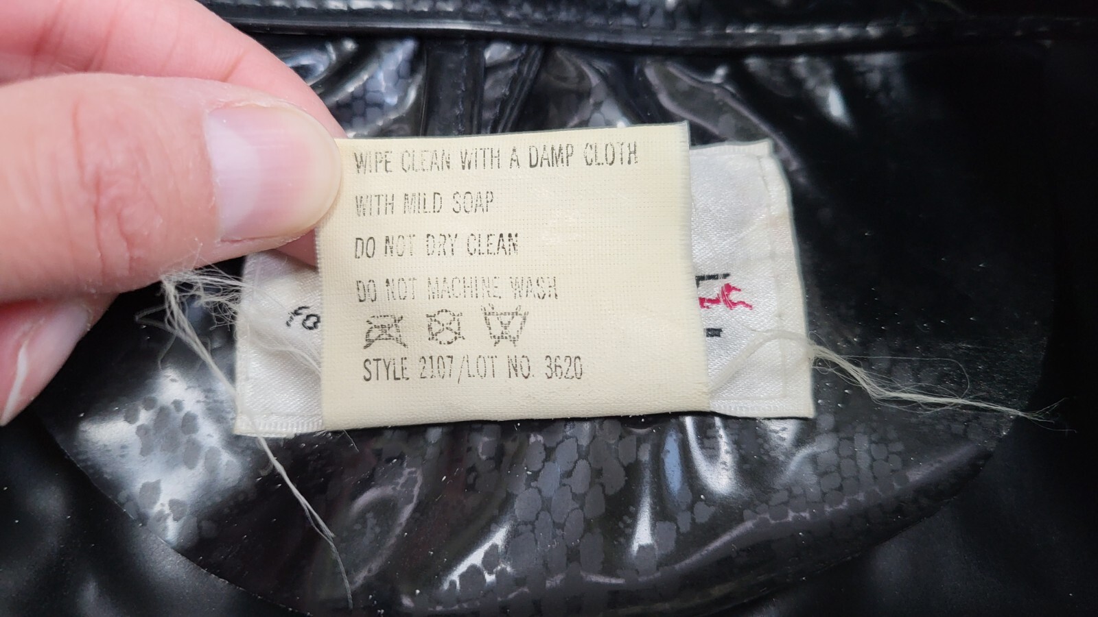 Vintage 1980s Kenn Sporn Wippette Black Shiny Vinyl Lace Print Raincoat Jacket