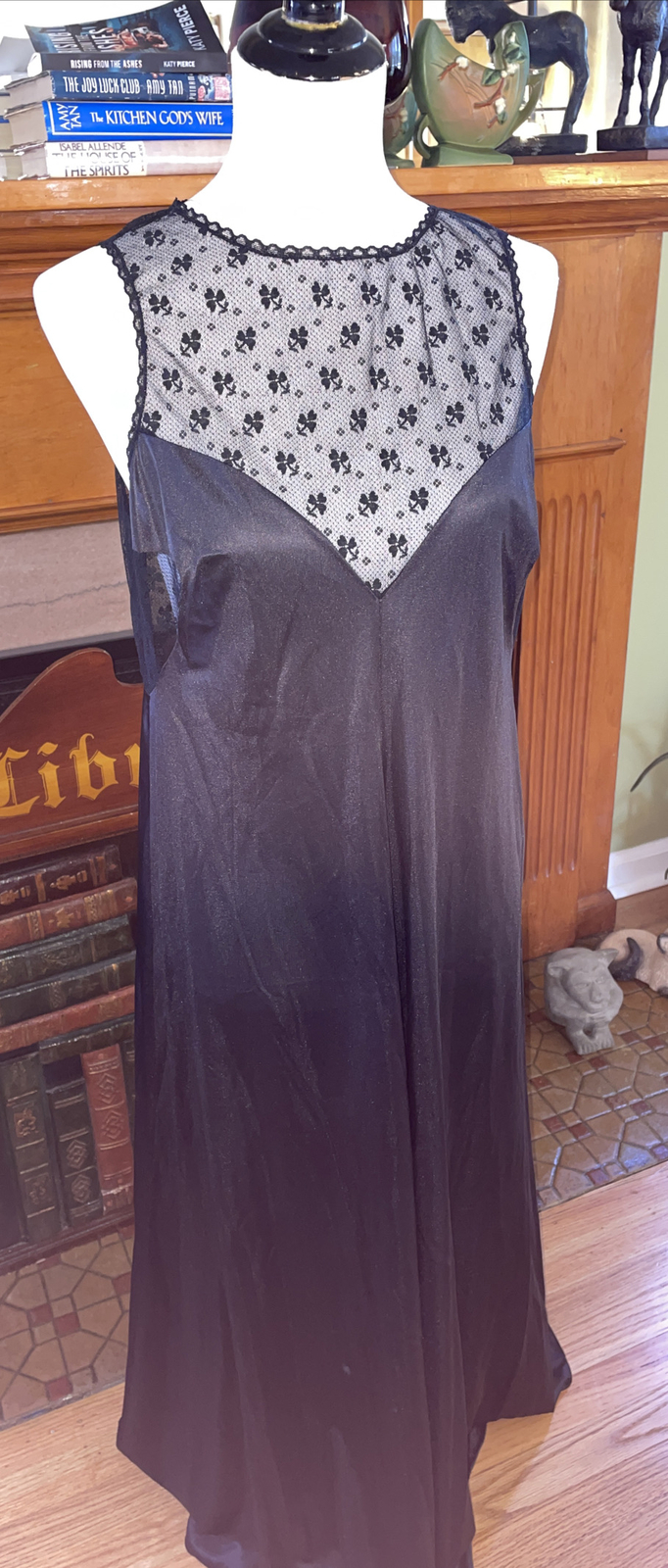 VINTAGE JOLIE TWO JCPENNY BLACK NYLON AND LACE GOWN SZ L STYLE #5446 SEXY!