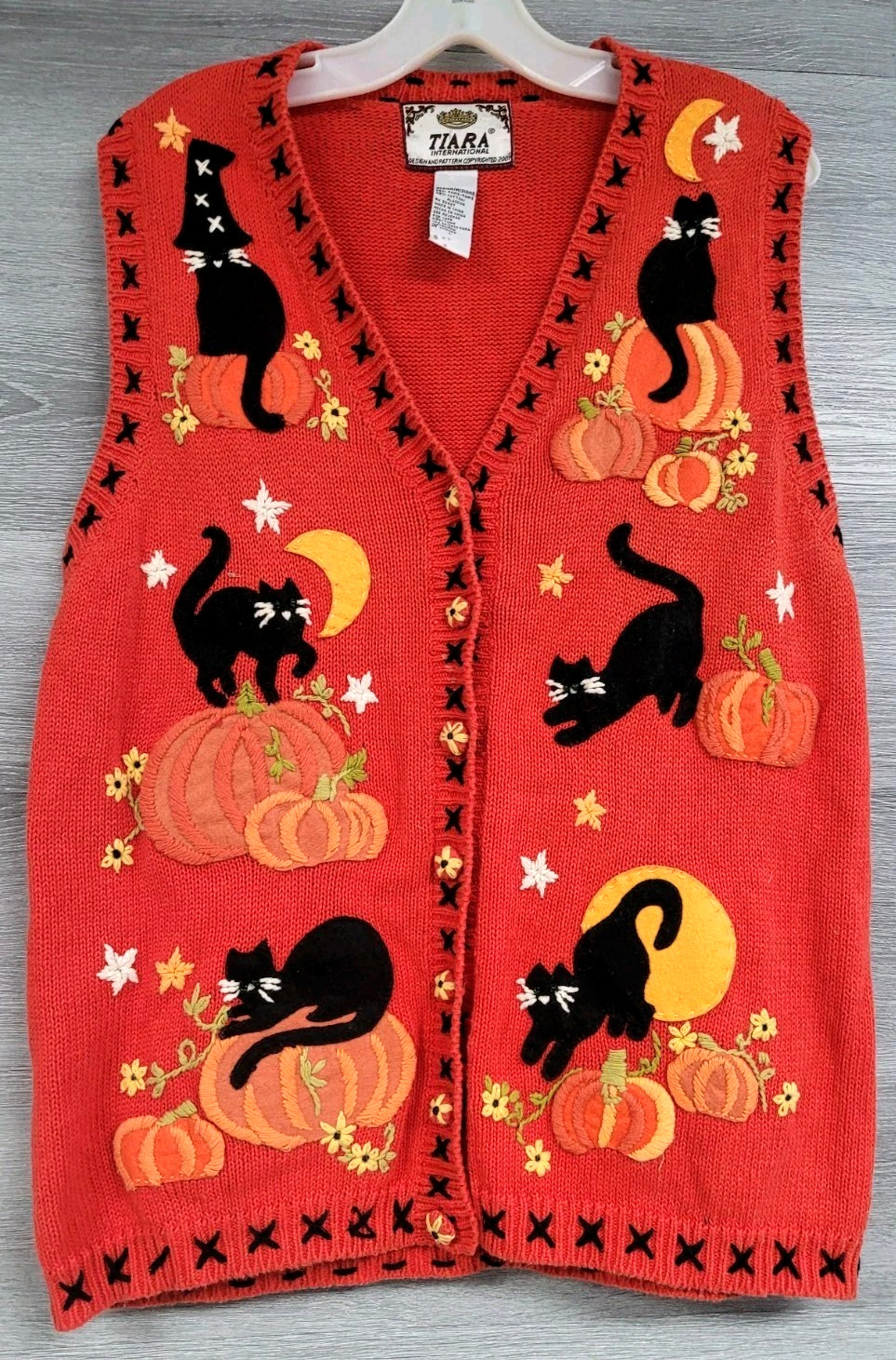 WOMENS VINTAGE HALLOWEEN KNIT SWEATER VEST TIARA PUMPKIN BLACK CAT Y2K MEDIUM