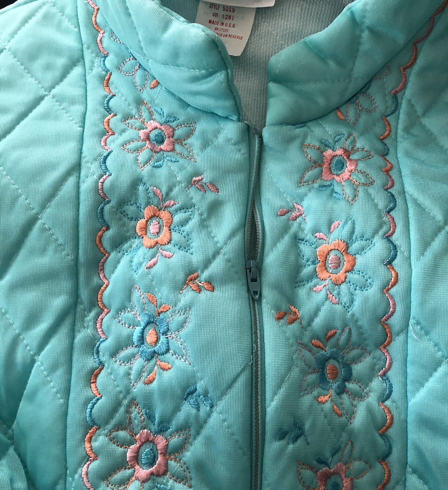 Vintage 1970’s It’s A Charm Aqua Quilted Nylon Robe Housecoat