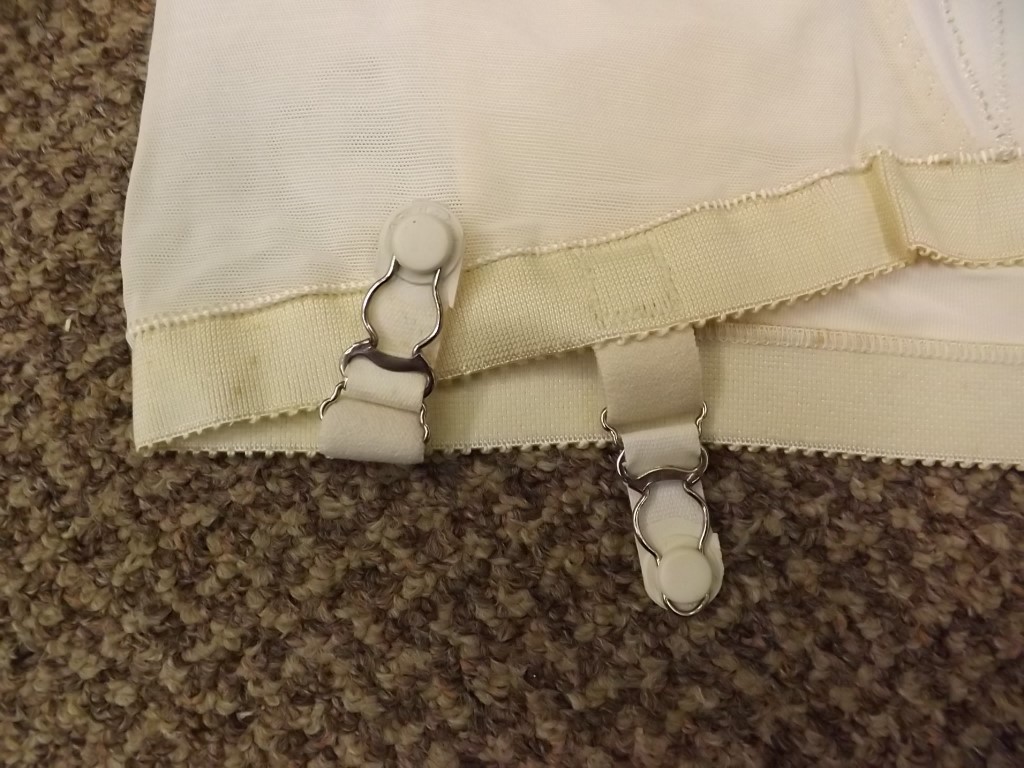 Sexy Girly Pin Up Vtg 50s 60s NEW NOS Open Bottom Garters Girdle L 29/30 Shaper