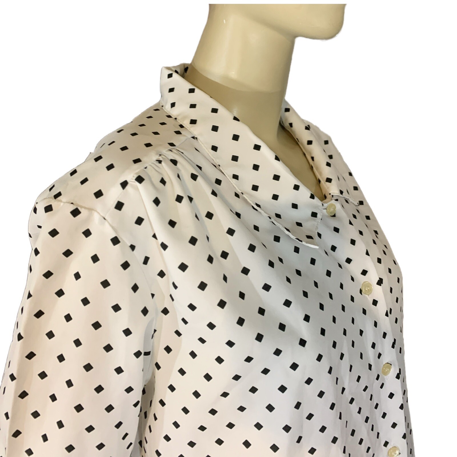 VINTAGE 1980’S CAPE COD MATCH MATES WHITE & BLACK DOT BUTTON DOWN BLOUSE SZ 16