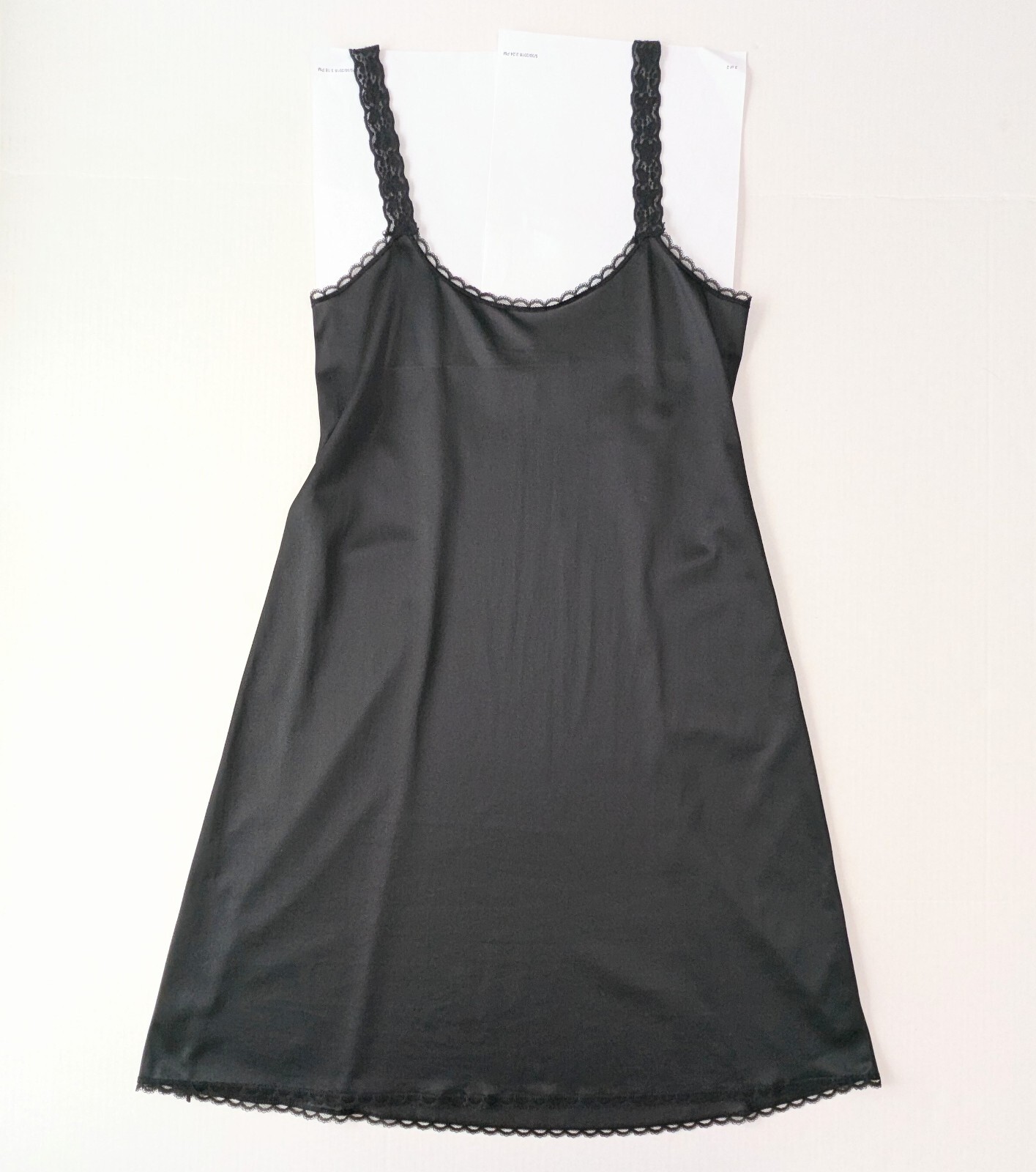 Vanity Fair 36 / 20″ Full Slip Black Princess Seams Made in USA Stretch Straps