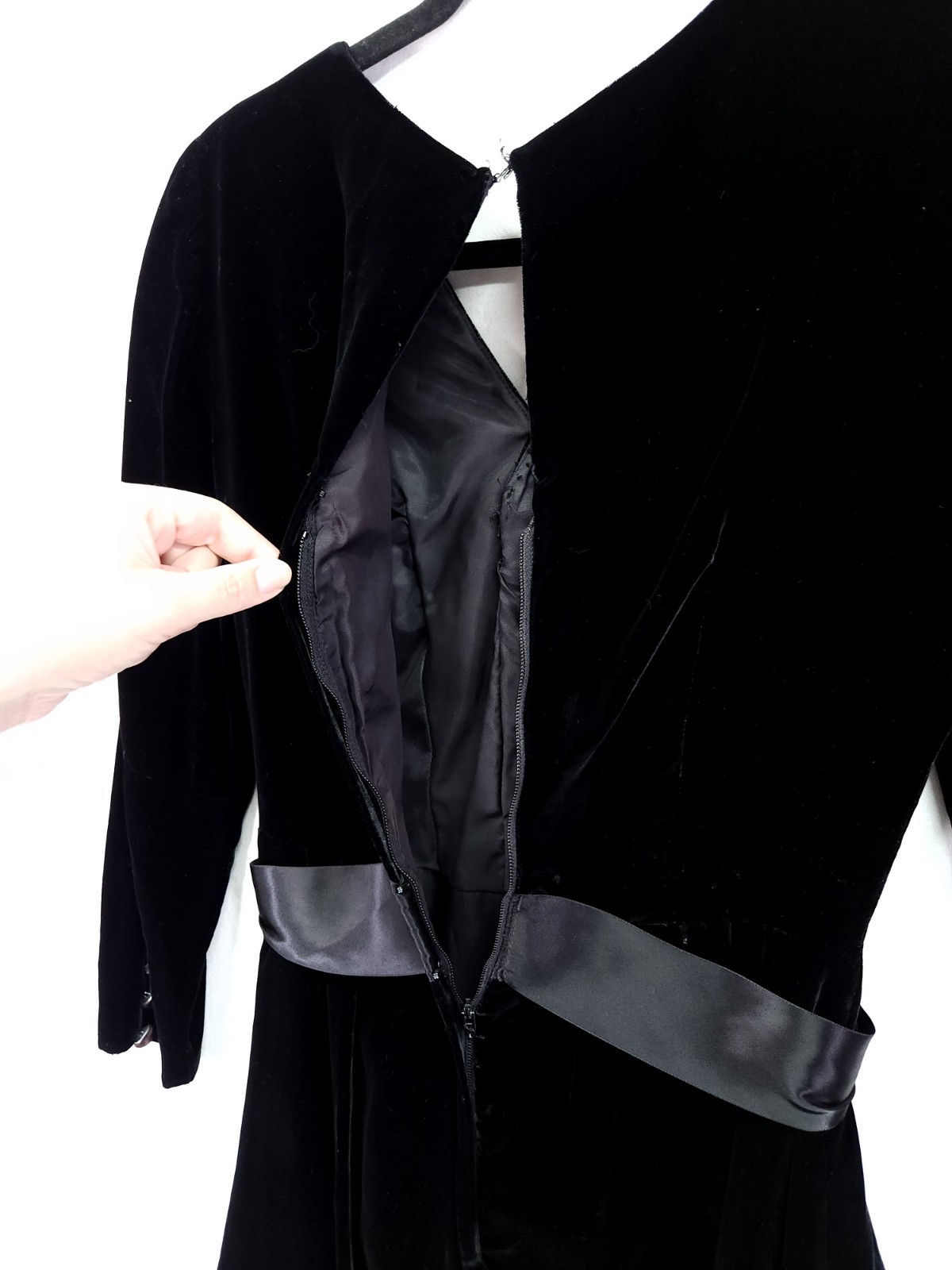 Joanna Nelson Vintage Black Velvet Dress Size Small Satin Bow Midi Party Formal