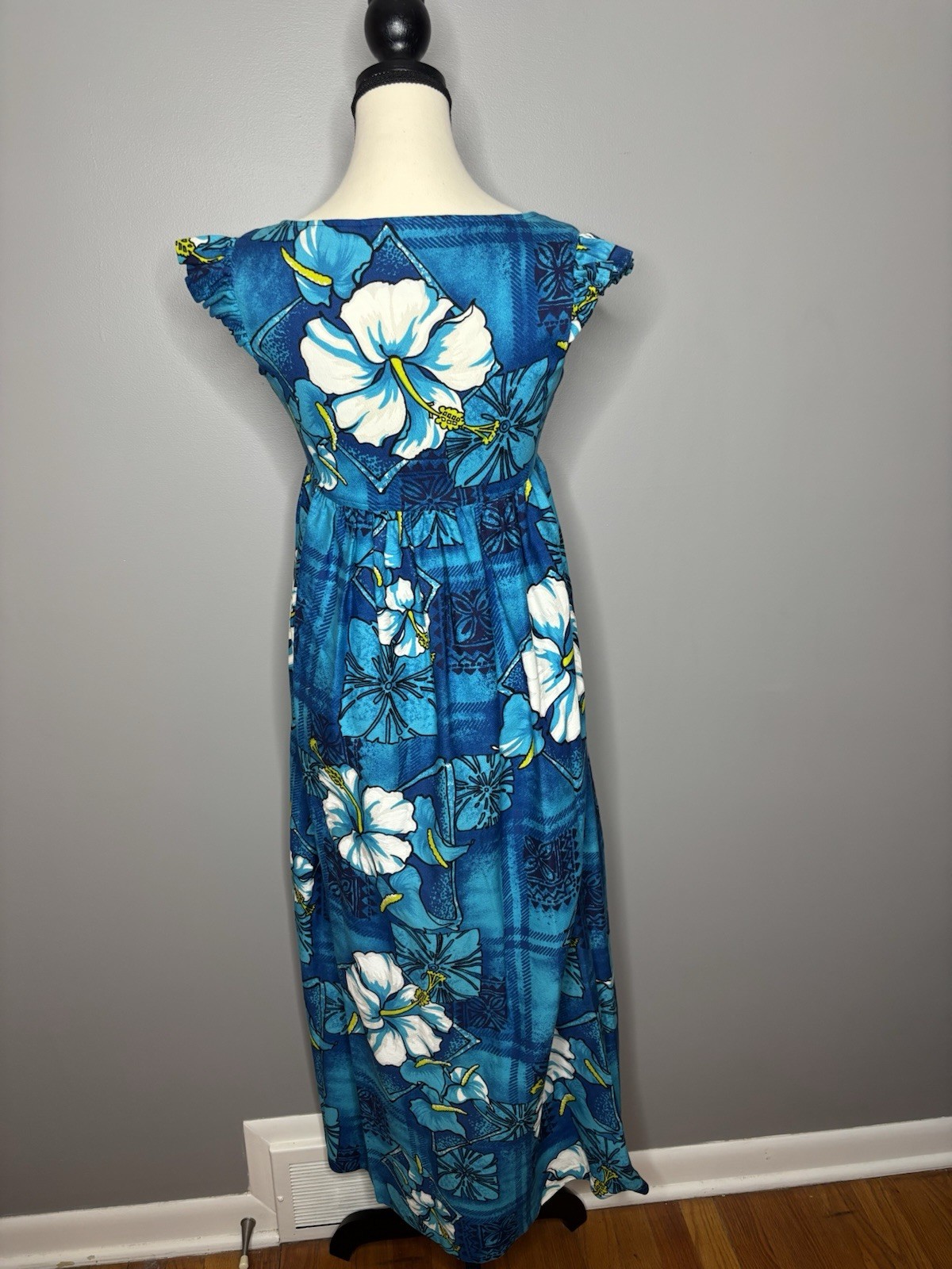 An Original Vintage Hawaiian Island Togs Dress Size X-Small Blue Floral