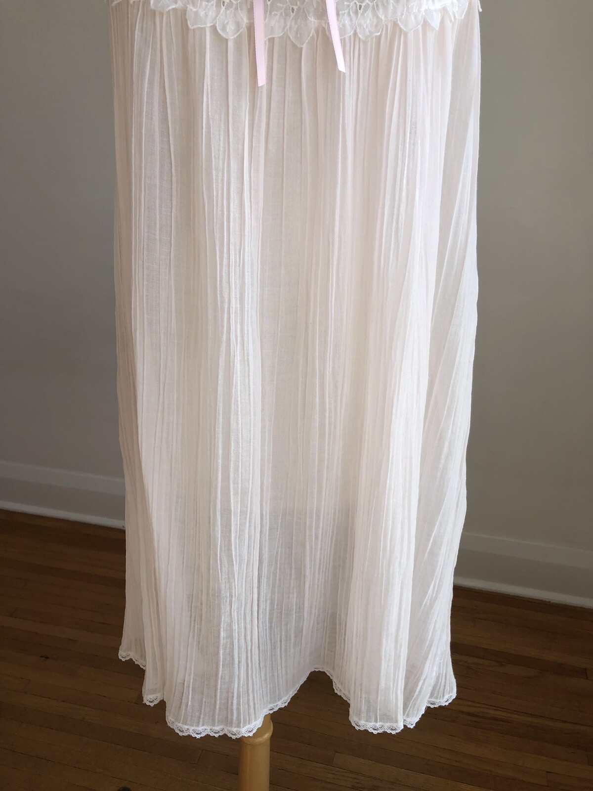 STUNNING VTG JULI OF SLUMBERTOGS Pink Gauzy Cotton & White Lace Nightgown SZ M/L