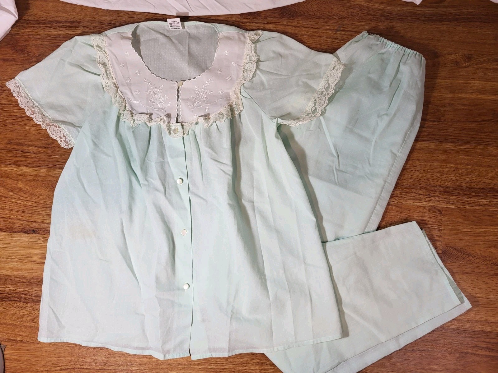 Vintage Woolworths Size 10-12 Green Lace 2 Piece Pajama Set Lace