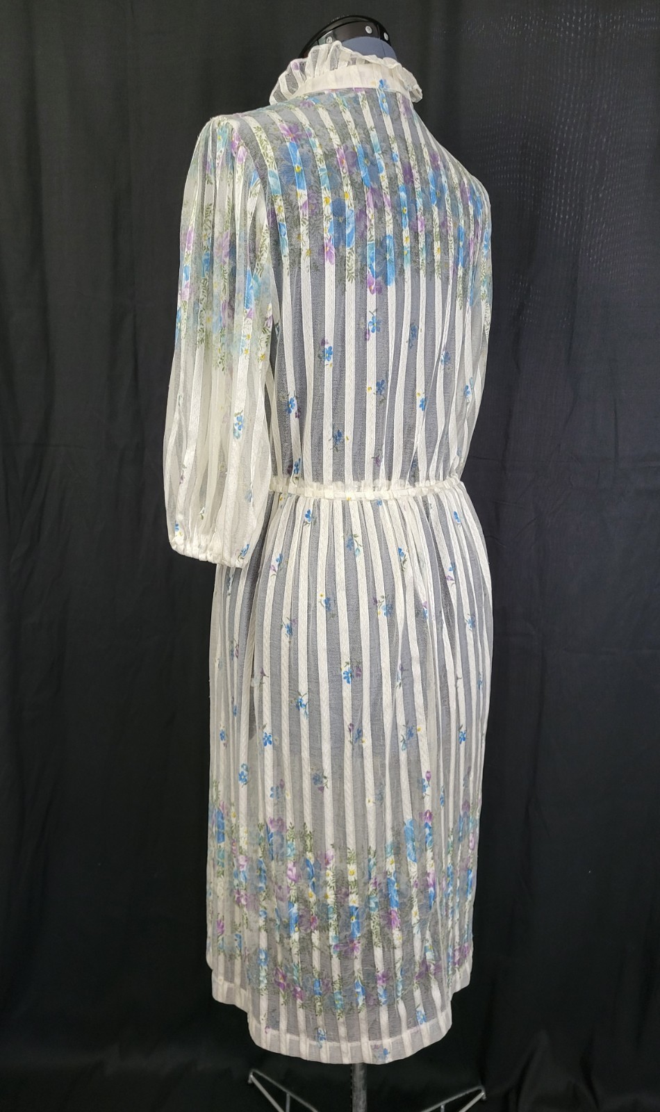 Vintage Creamy White Sheer Floral Blouson Dress w Stripes Size M/L?