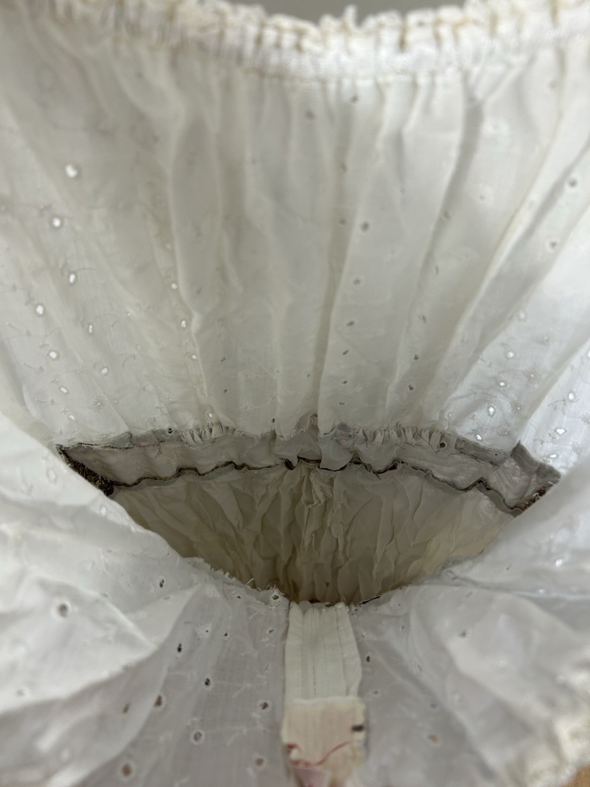 Vintage 1979’s Prarie Dress Women’s Ivory Eyelet Lace Corset Floral Cottage Core