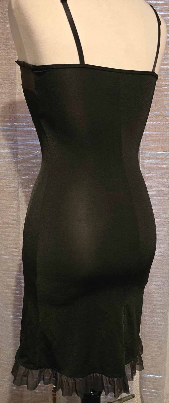 Vintage Victoria’s Secret “Sexy Little Things” Babydoll Ruffled Edge Lingerie S