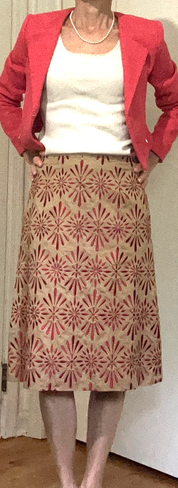 Vtg Talbots Pencil Skirt 100% Cotton Tan w/ Red Embroidery Floral, Lined, 4-UEC