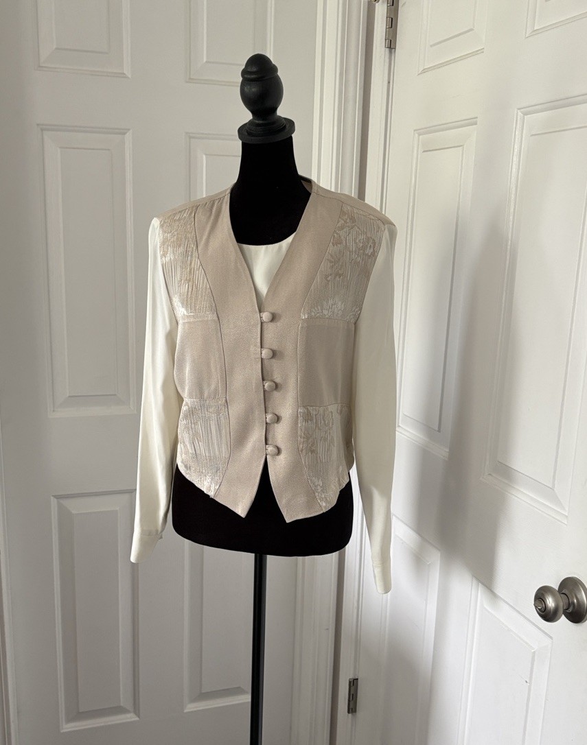 Vintage Just For Petites Beige and Cream Blouse/Vest Combination