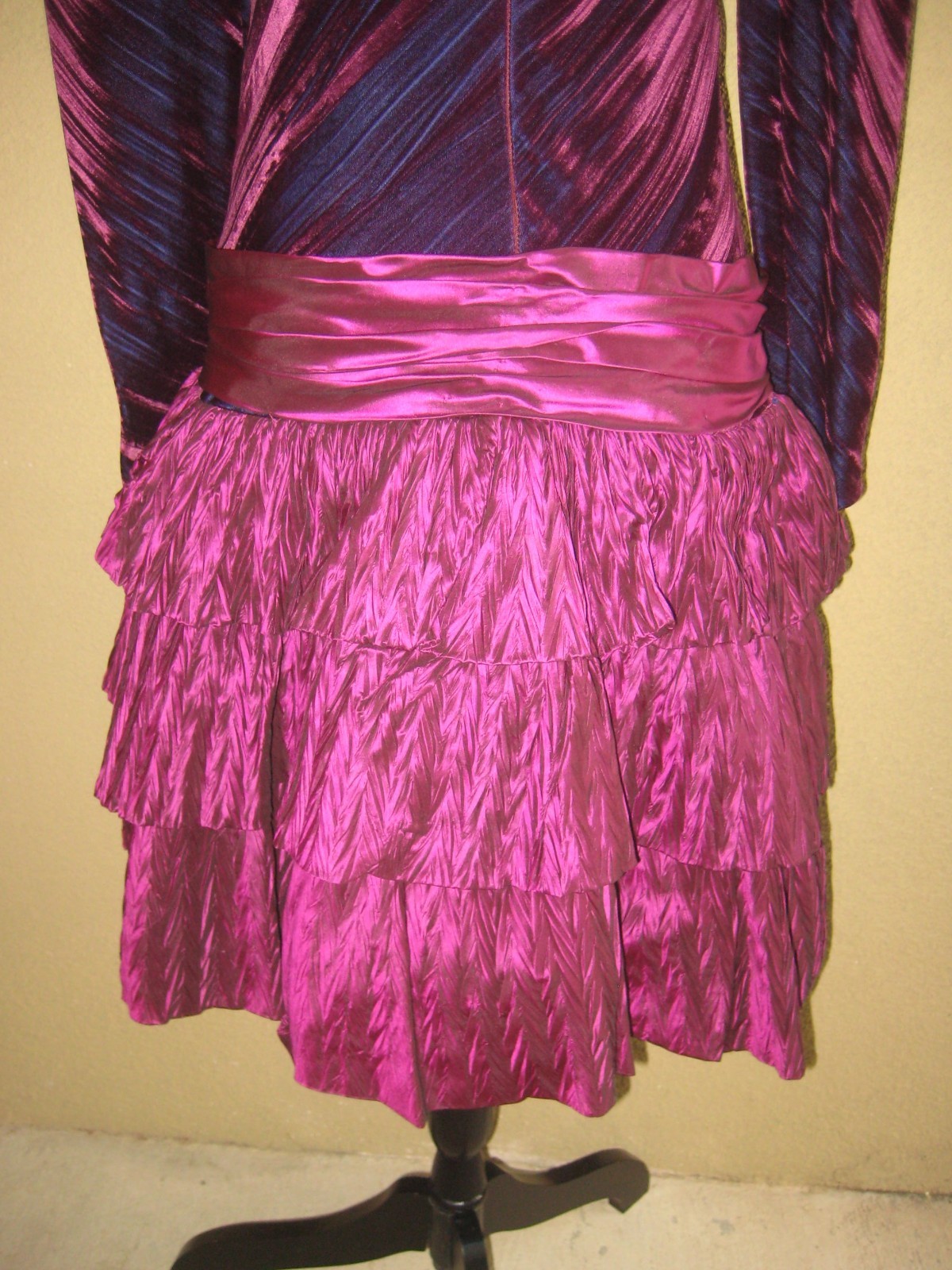 Vintage 80s burgundy/wine velveteen dropwaist taffeta tiered ruffles party dress