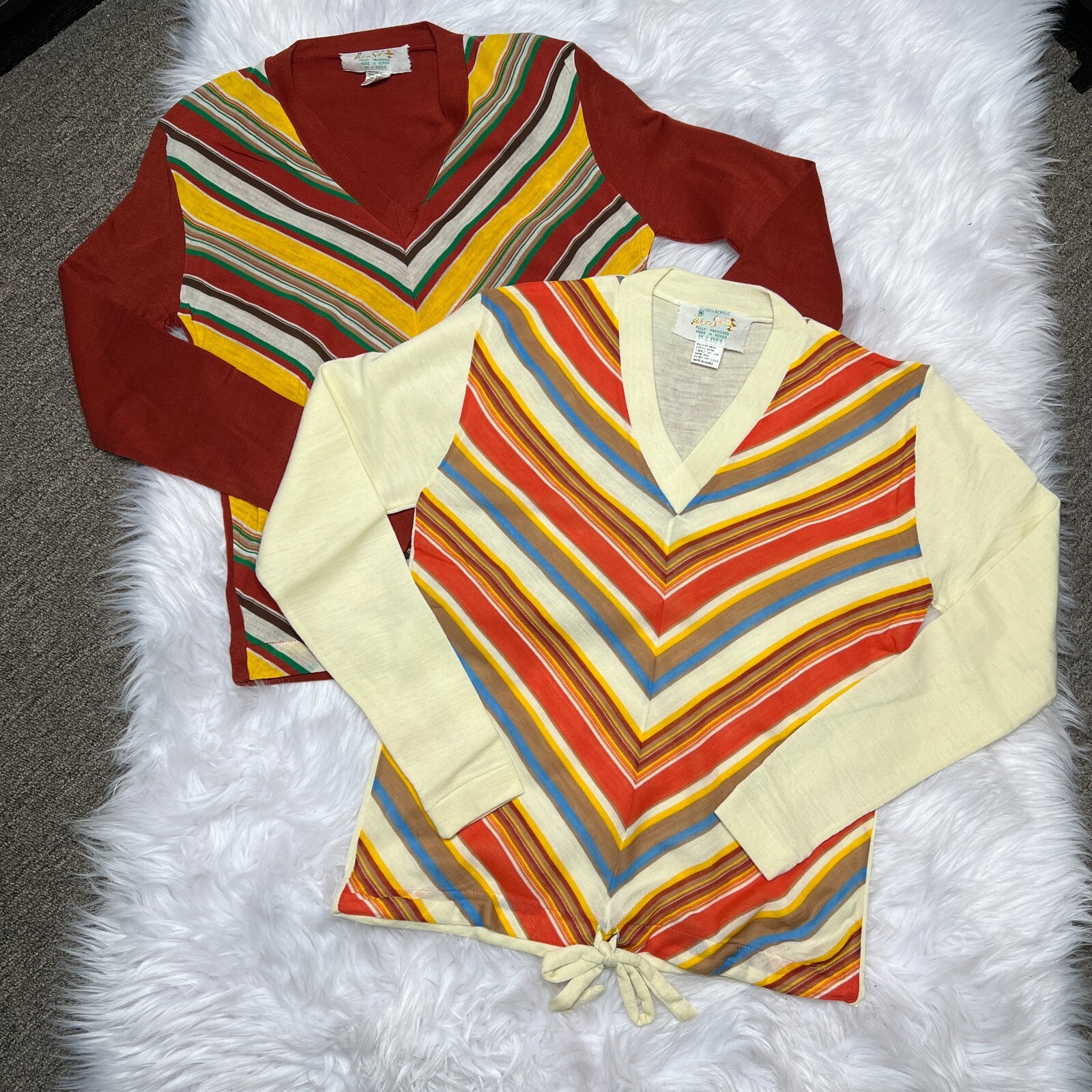 HELEN SUE VINTAGE V-NECK SWEATER SIZE MEDIUM STRIPED SHIRT (SET)